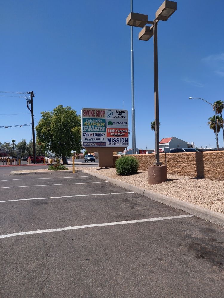 Plaza Mesa Shopping Center: 303-347 E Southern Ave , Mesa, AZ 85210